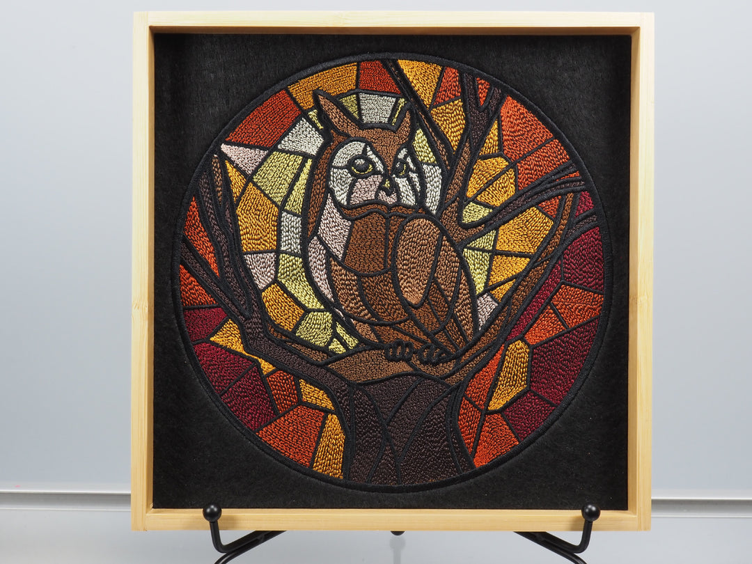Buntglas Eule Dicetray