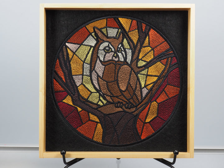 Buntglas Eule Dicetray