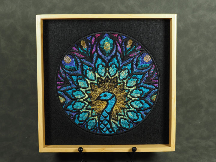 Buntglas Pfau Dicetray