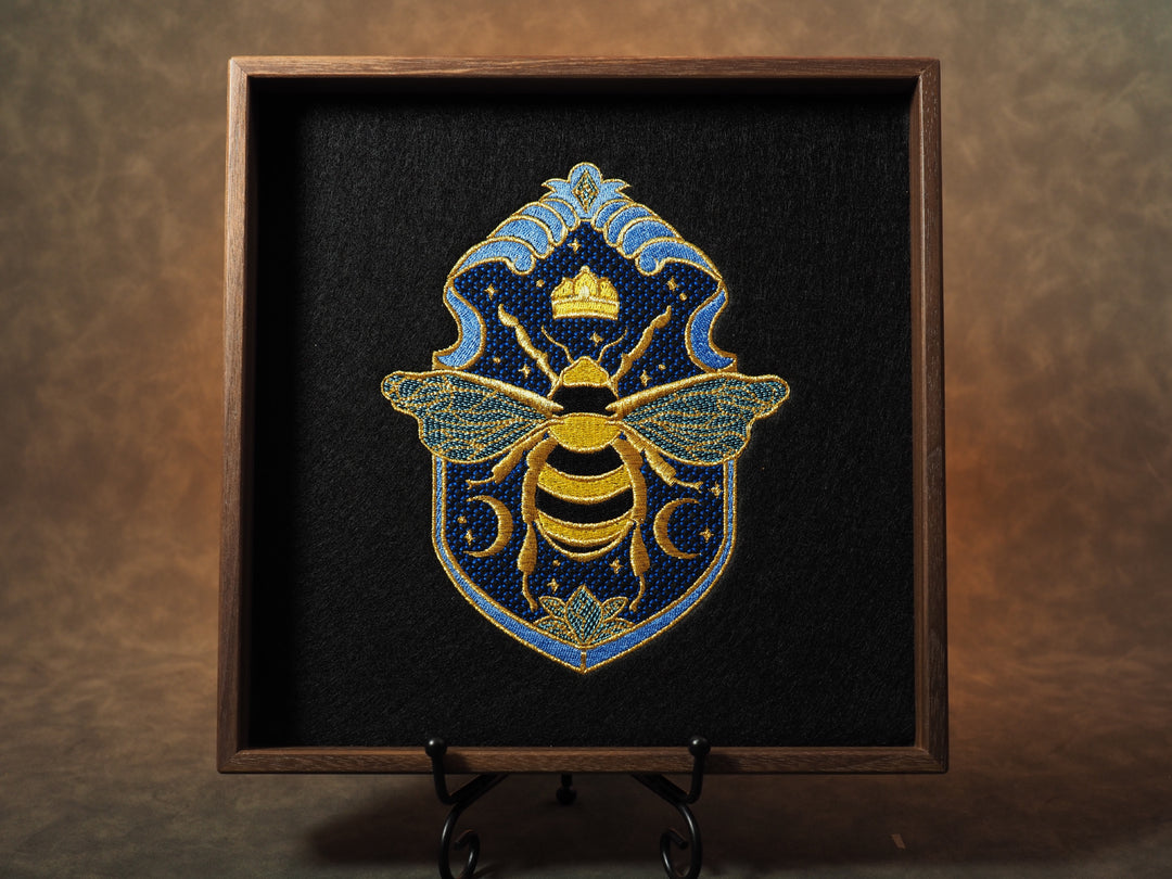 Bienenschild Blau Dicetray
