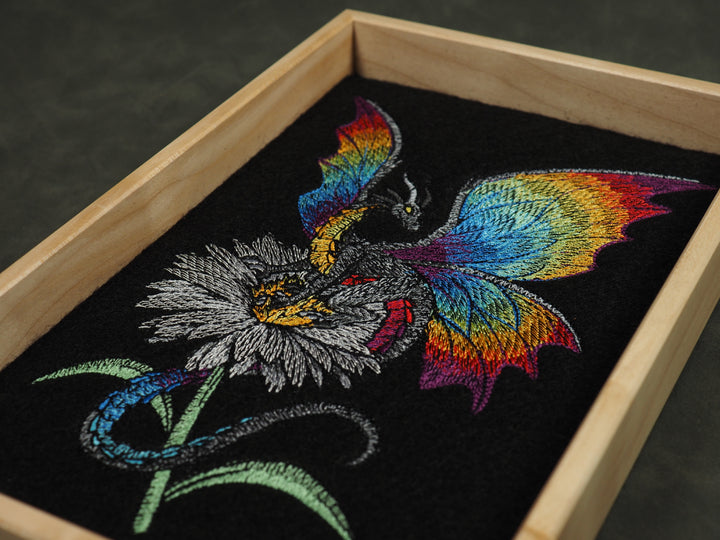 Regenbogen-Drache Dicetray
