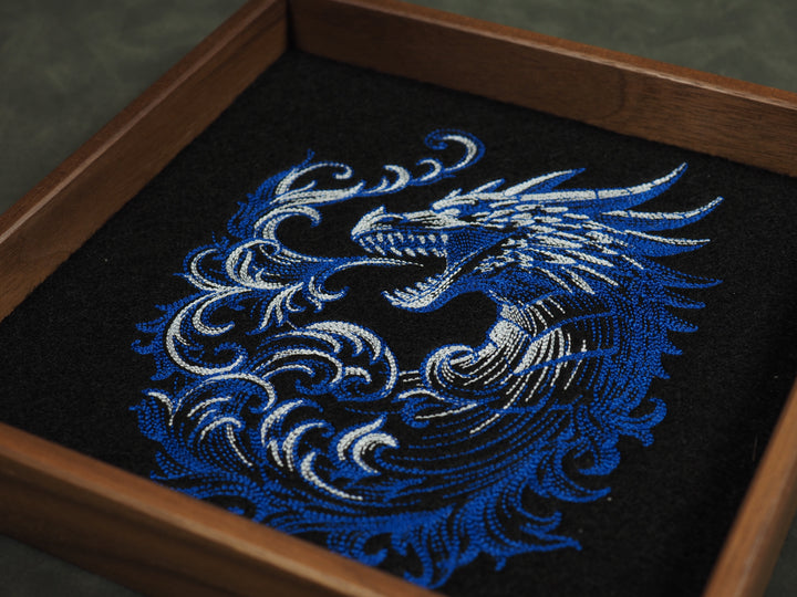 Blauer Chromatischer Drache Dicetray