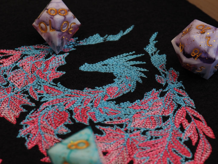 Laubdrache - Trans-Pride Dicetray
